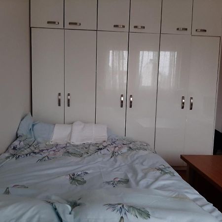 Ulpiana Apartment Centrum, Prishtine Bagian luar foto